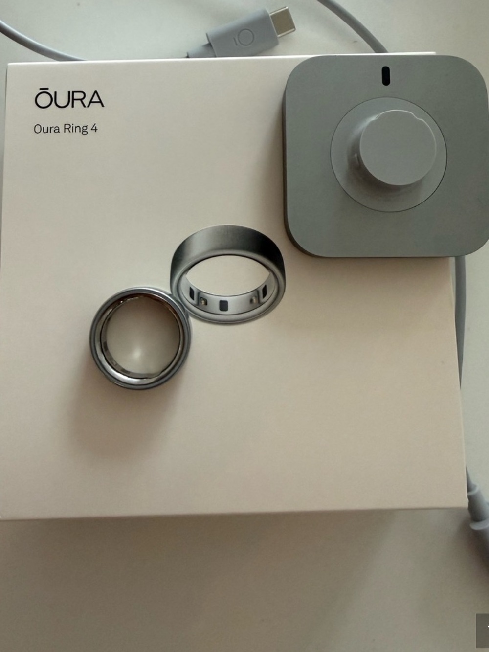 Oura Ring 4 Silver Size 8